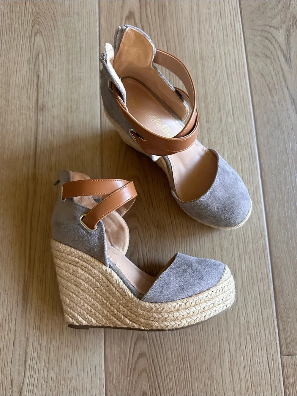 Cap Toe Suede Espadrille Wedges in Light Gray w/Tan Ankle Strap Size 5
